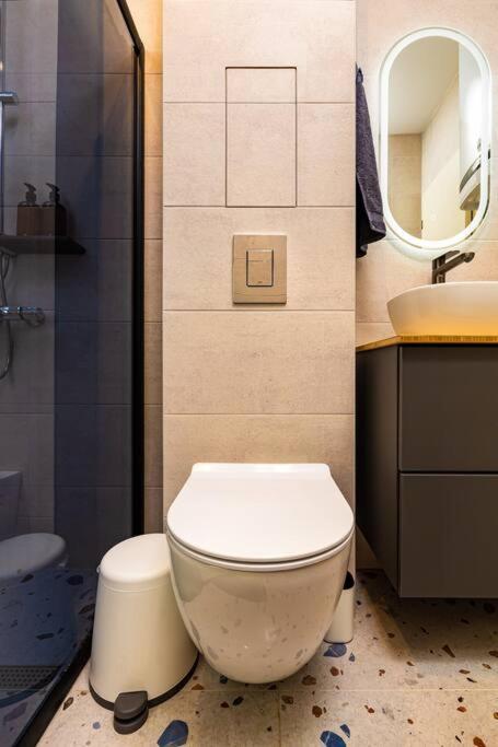 Hills View Central Apartment Plovdiv Bagian luar foto