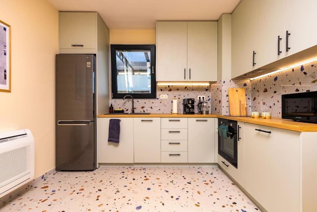 Hills View Central Apartment Plovdiv Bagian luar foto
